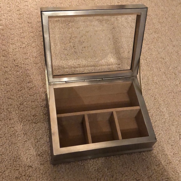 jewelry box (i have two) - Picture 3 of 3